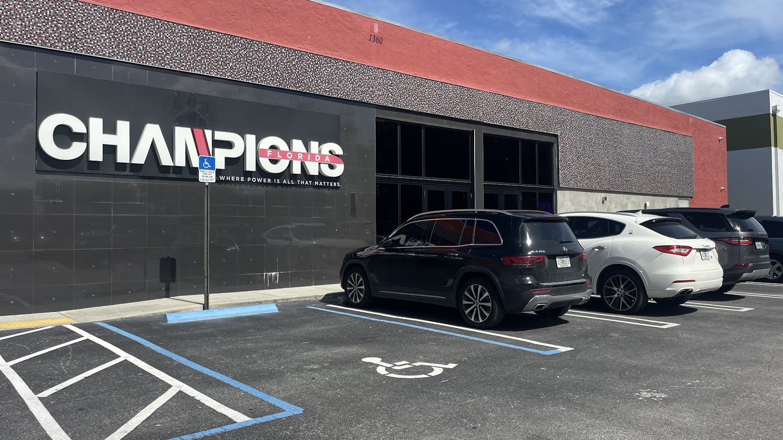 Champions Padel Club — photo 3 of 5